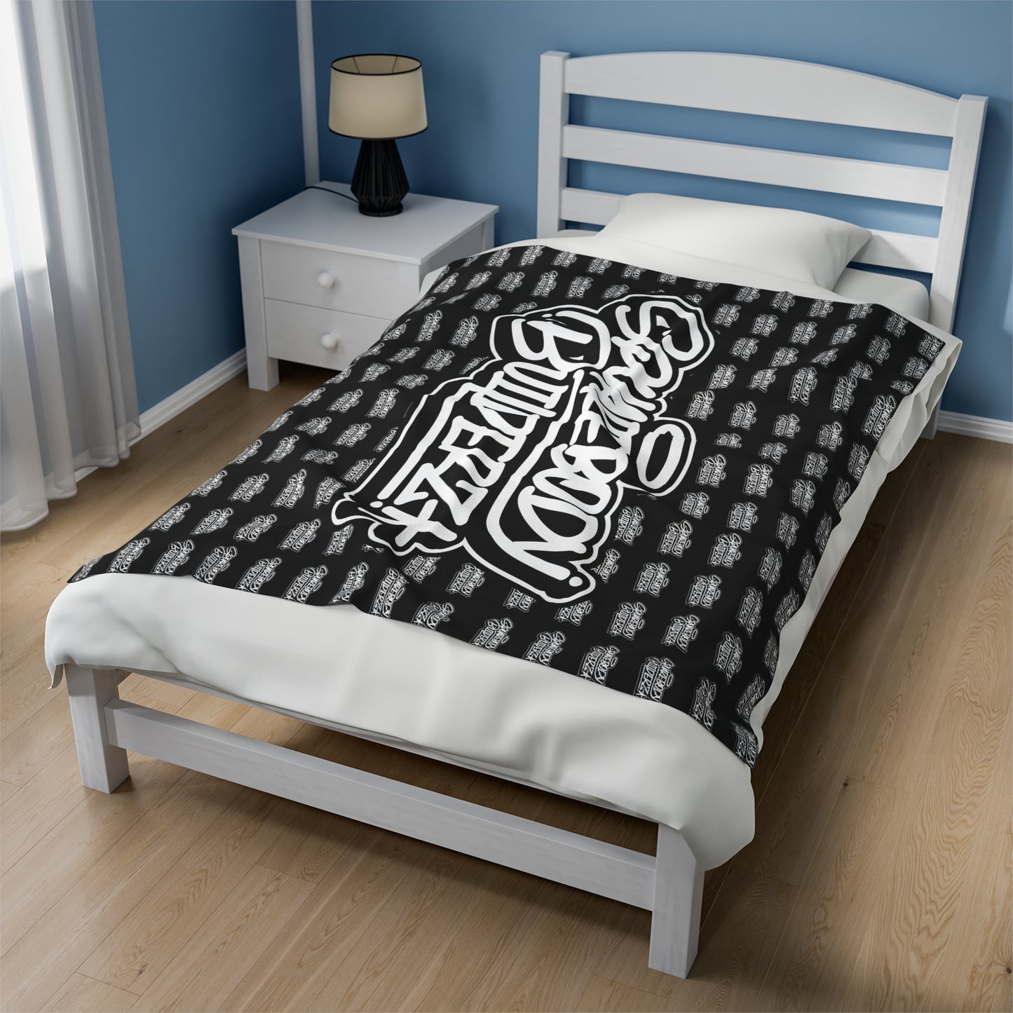SQUAREBODY BUILDERZ Velveteen Plush Throw Blanket